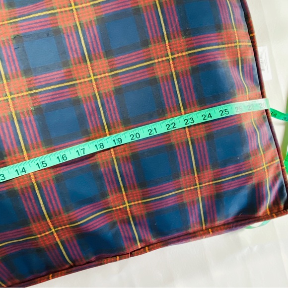 Pendleton Navy Blue and Red Plaid Small Dog Bed 28 X 20 X 4 in NEW NWT - Picture 4 of 11